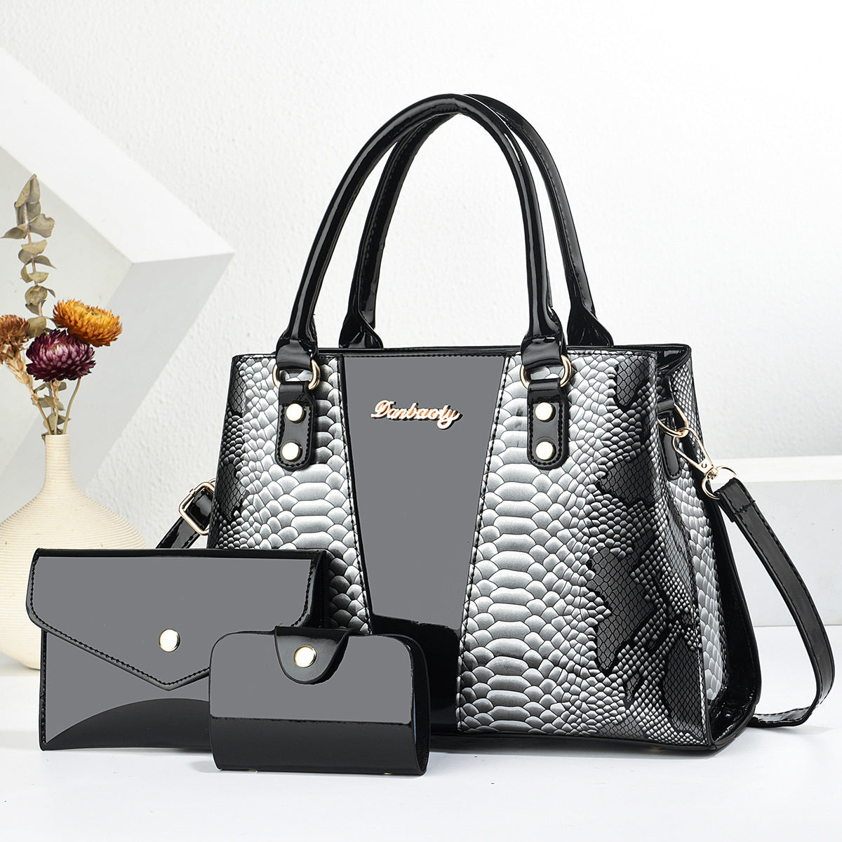 Large-capacity Trendy Shouldercrossbody Tote Bag